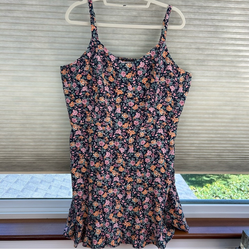 Old Navy Floral Spaghetti Strap Cami Linen Smocked Sun Dress Ruffle Hem Vacation